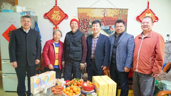 春節慰問送關懷 年味濃時情亦濃——白云山盈康開展2022年春節慰問活動