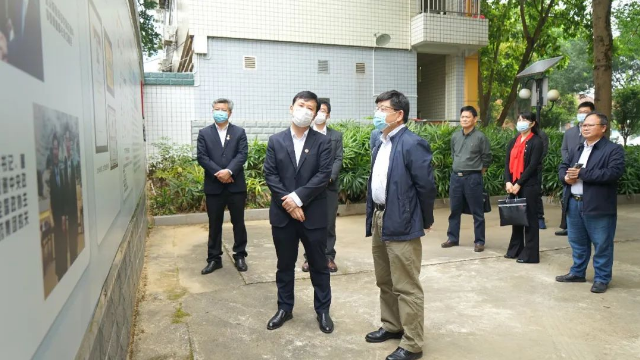 自治區(qū)市場(chǎng)監(jiān)管局副局長徐文偉到白云山盈康調(diào)研指導(dǎo)