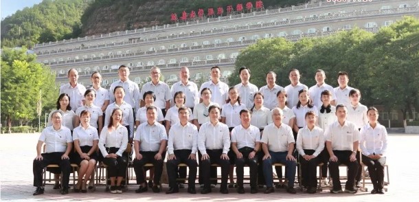 白云山盈康基層黨務工作者赴延安參加黨支部書記“深入學習貫徹黨的二十大精神、緊跟偉大復興領航人踔厲篤行”專題研討班